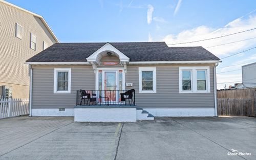 1f-114 E Chestnut Avenue, North Wildwood, NJ, 08260 | Card Image