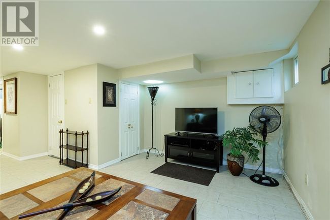 17 - 27 Turner Dr, Townhouse with 3 bedrooms, 2 bathrooms and null parking in Sarnia ON | Image 38