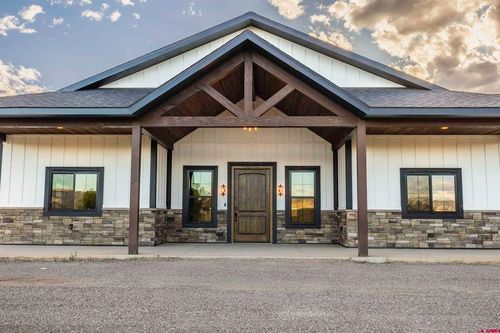 66595 Kinikin Rd, Montrose, CO, 81403-7752 | Card Image