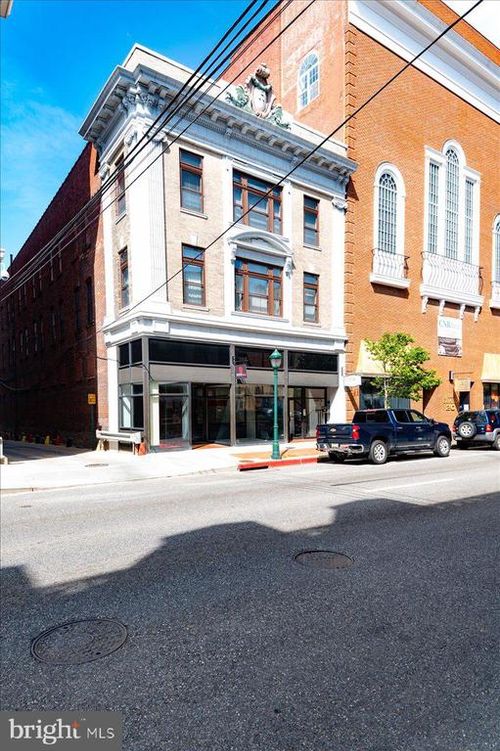 ste-2nd-28 W Washington St, HAGERSTOWN, MD, 21740-6688 | Card Image