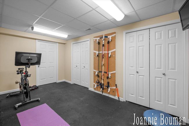 10466 Riverview Dr, House other with 5 bedrooms, 4 bathrooms and null parking in Plainwell MI | Image 35