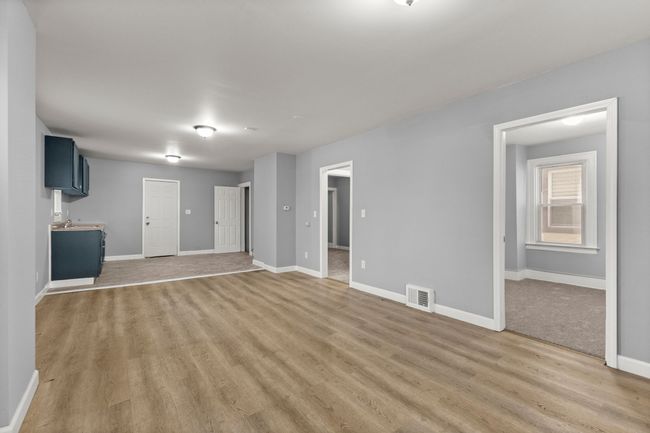 15840 Dexter Ave, House other with 3 bedrooms, 1 bathrooms and null parking in Detroit MI | Image 9