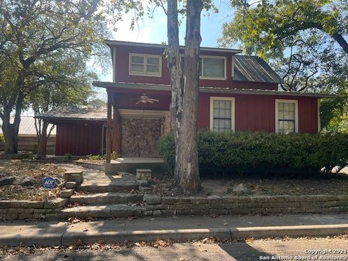 402 Herff St, Boerne, TX, 78006-2536 | Card Image