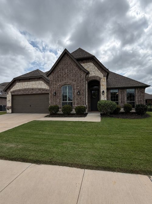 1086 Mickelson Dr, Granbury, TX, 76048-2999 | Card Image