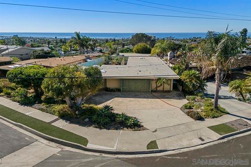 5078 Windsor Dr, San Diego, CA, 92109-1341 | Card Image