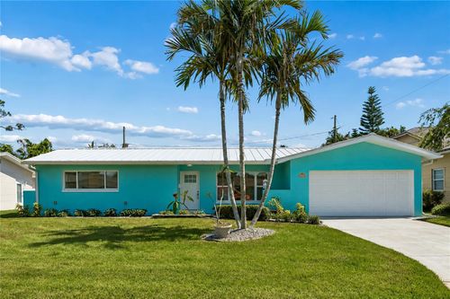 4388 50th Pl S, ST PETERSBURG, FL, 33711-4628 | Card Image
