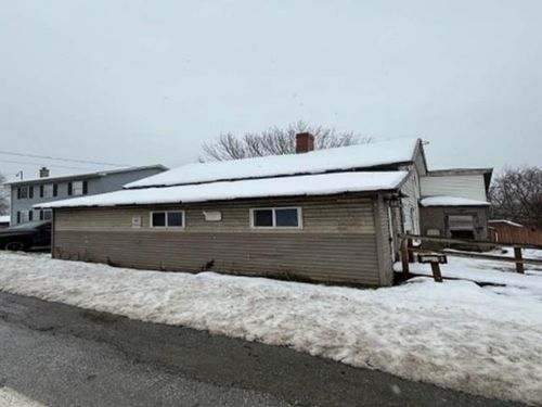 2749 Vt Route 105, East Berkshire, VT, 05447-9702 | Card Image