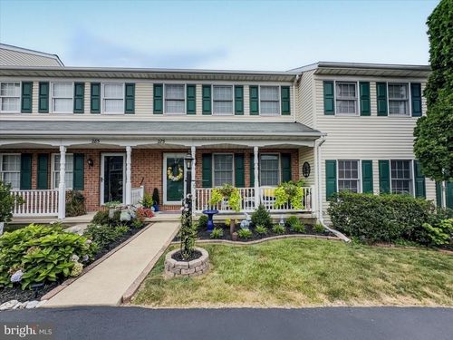 275 Robin Hill Cir, YORK, PA, 17404-8349 | Card Image