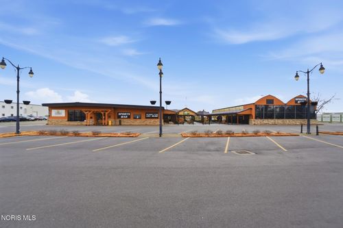 2330 Bright Rd, Findlay, OH, 45840-5432 | Card Image