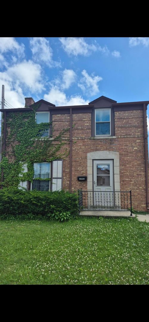 2513 Bate St, RACINE, WI, 53403-2916 | Card Image