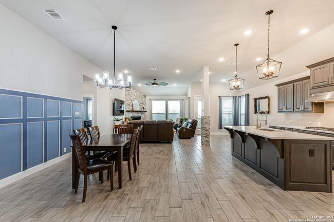 9011 Quail Gate, House other with 4 bedrooms, 3 bathrooms and null parking in Fair Oaks Ranch TX | Image 9