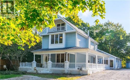 69 8 Highway, Dundas, ON, L9H4V1 | Card Image