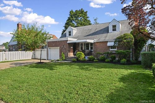 54 Greenway Boulevard, Hempstead, NY, 11003 | Card Image