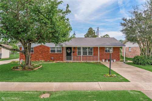 3002 June Ln, Bossier City, LA, 71112-2810 | Card Image