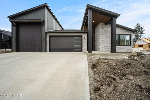 952 E Steeple Chase Rd, Hayden, ID, 83835-8938 | Card Image