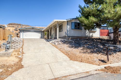 625 Summerhill Dr, Sun Valley, NV, 89433-8059 | Card Image