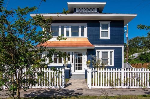 614 8th St N, St Petersburg, FL, 33701-2113 | Card Image