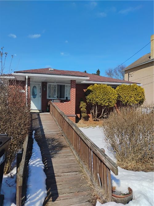 1816 Filmore St, Aliquippa, PA, 15001-2008 | Card Image