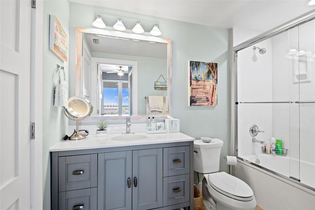 Bedroom 3 Ensuite Bath | Image 17