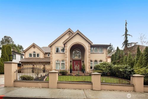 13112 134th Avenue Ne, Kirkland, WA, 98034 | Card Image