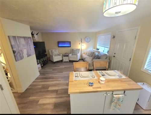 11-8575 Mt Highway 35, Bigfork, MT, 59911-3796 | Card Image