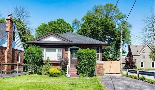 16 Kingsmount St N, Hamilton, ON, L8S3L3 | Card Image