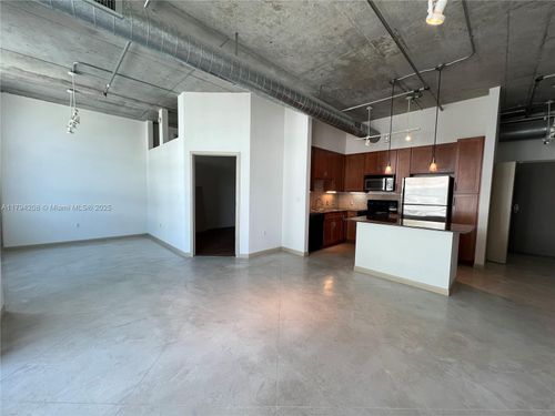 apt-2411-2001 Biscayne Blvd, Miami, FL, 33137-5019 | Card Image
