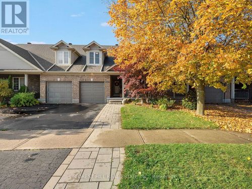 112 Mcarthur Cres, Guelph, ON, N1L1S3 | Card Image
