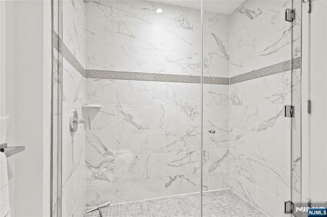 800 Ave At Port Imperial Blvd, Condo with 2 bedrooms, 2 bathrooms and null parking in Weehawken NJ | Image 23