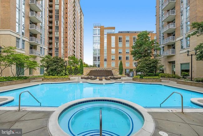 UNIT-907 - 11990 Market St, Condo with 3 bedrooms, 2 bathrooms and null parking in RESTON VA | Image 56