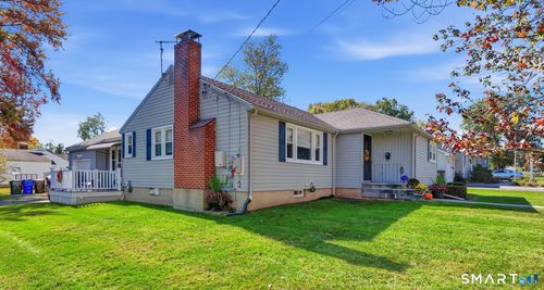 137 Dale Rd, Wethersfield, CT, 06109-3252 | Card Image