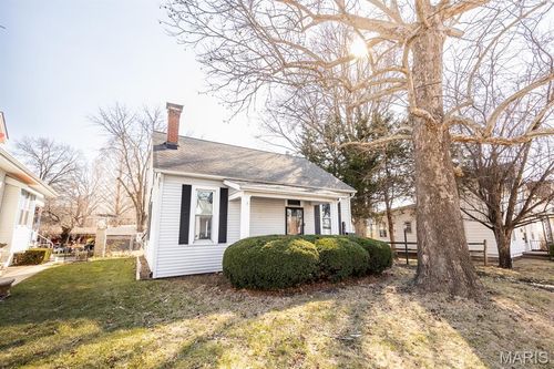 710 Lebanon Ave, Belleville, IL, 62221-3923 | Card Image