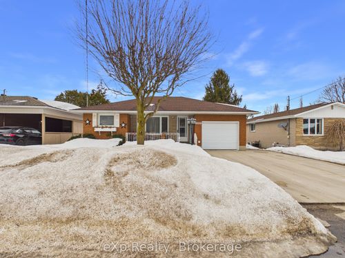 500 6th St, Hanover, ON, N4N1E5 | Card Image