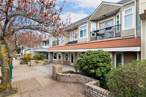 4-668 Beach Rd, Qualicum Beach, BC, V9K2R1 | Card Image