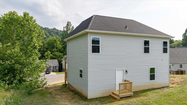 215 Brighton Pl, House other with 3 bedrooms, 3 bathrooms and null parking in Bristol TN | Image 9