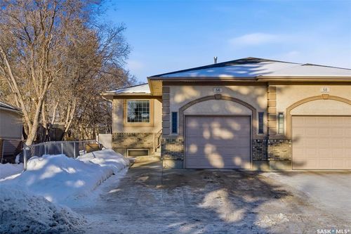 56 Stapleford Crescent, Regina, SK, S4R4S5 | Card Image