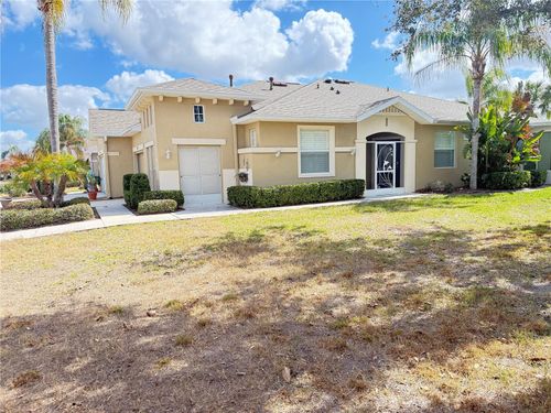 2052 Inverness Greens Dr, SUN CITY CENTER, FL, 33573-7220 | Card Image