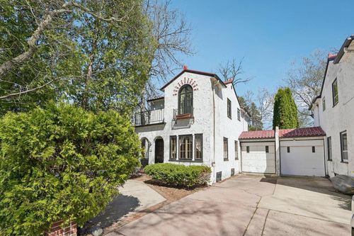 5758 N Santa Monica Boulevard, Whitefish Bay, WI, 53217 | Card Image