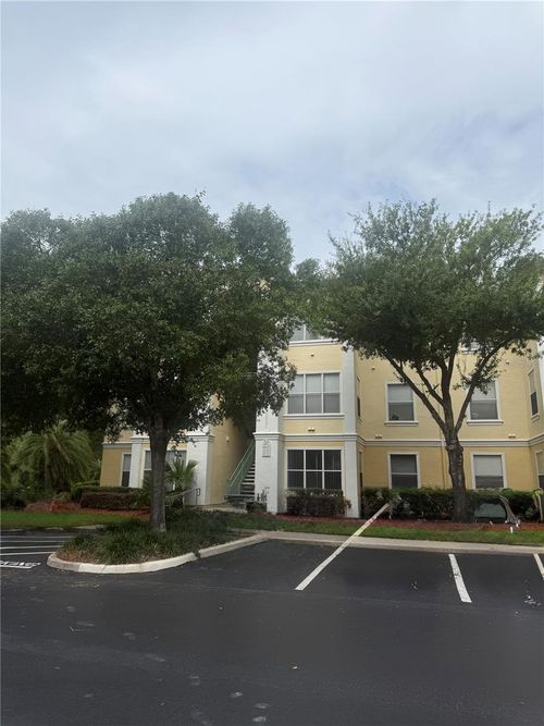 20-201-8927 Legacy Ct, KISSIMMEE, FL, 34747-1083 | Card Image