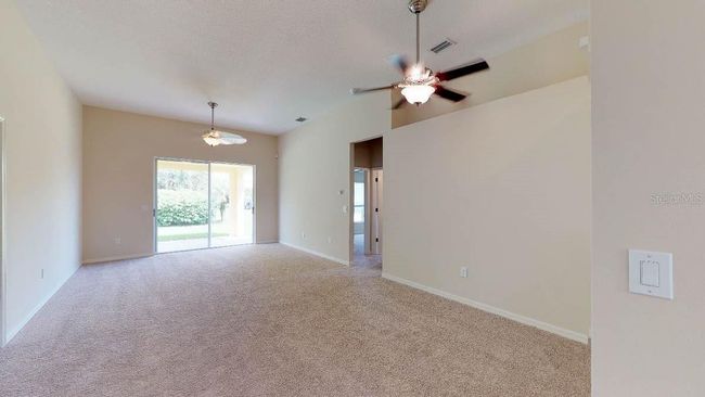 6328 Bridgecrest Dr, House other with 4 bedrooms, 2 bathrooms and null parking in LITHIA FL | Image 4