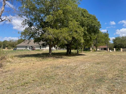 703 4th St, Eddy, TX, 76524-2538 | Card Image