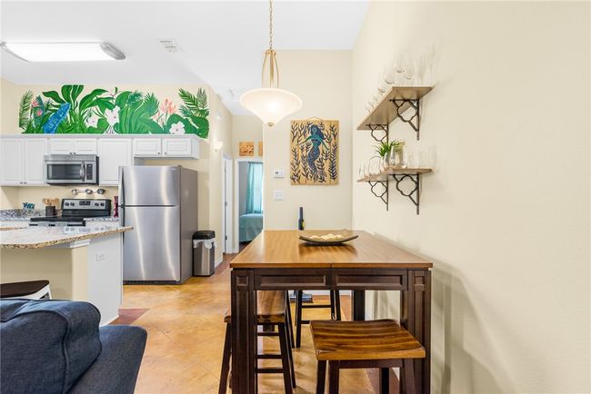 14209 Anegada Dr, Condo with 2 bedrooms, 2 bathrooms and 2 parking in Corpus Christi TX | Image 4