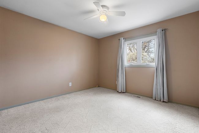 1212 Hilltop Blvd, House other with 3 bedrooms, 2 bathrooms and 1 parking in Mchenry IL | Image 12