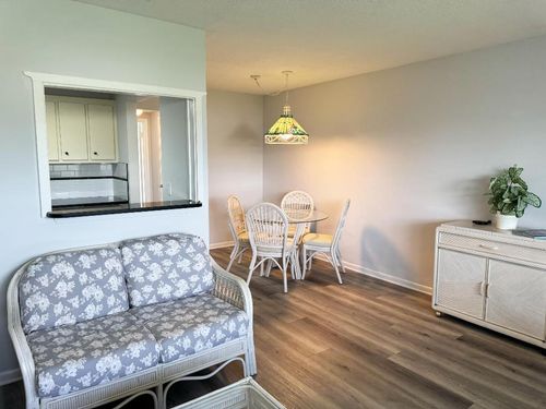 apt-211-880 Horizons W, Boynton Beach, FL, 33435-5712 | Card Image