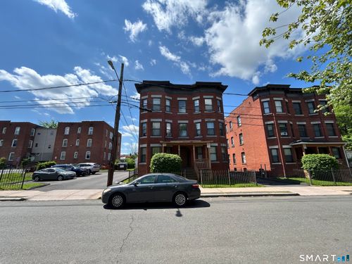 c-17 Harrison Place, Hartford, CT, 06112 | Card Image