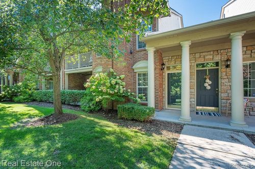 3491 Tremonte Cir S, Rochester, MI, 48306-5004 | Card Image