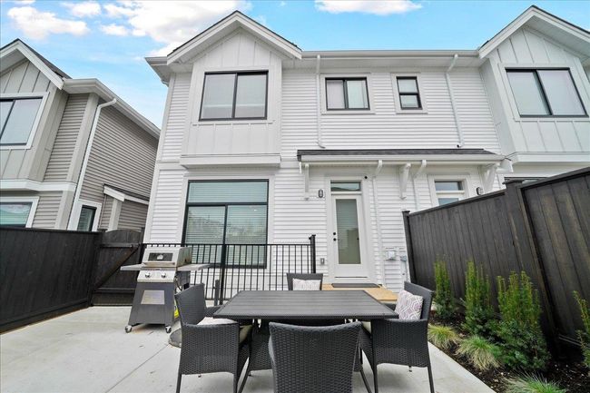 7561 197 Street, Home with 4 bedrooms, 3 bathrooms and 2 parking in Langley BC | Image 11