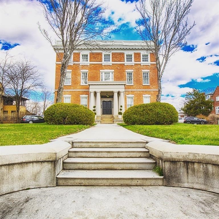 203 474 East Avenue, Sold in Rochester Zoocasa