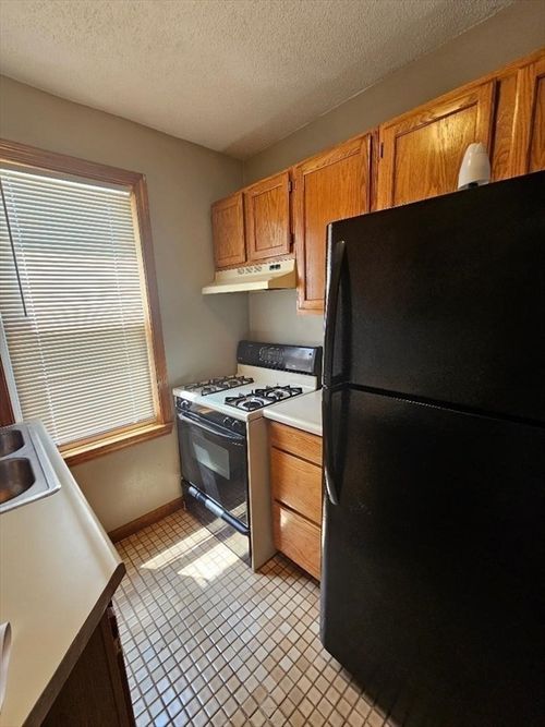 apt-1-451 Lindsey St, Fall River, MA, 02720-1150 | Card Image