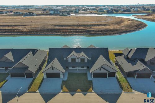 1137 E Thompson Pl, Tea, SD, 57064-8096 | Card Image